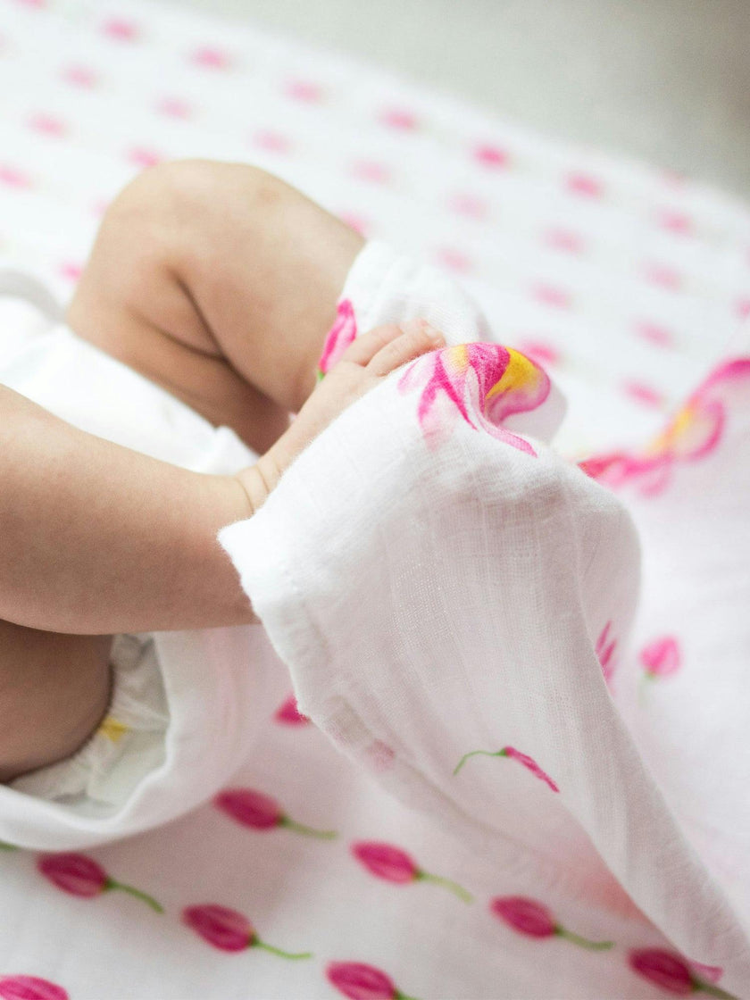 Organic Muslin Swaddle Gift Set