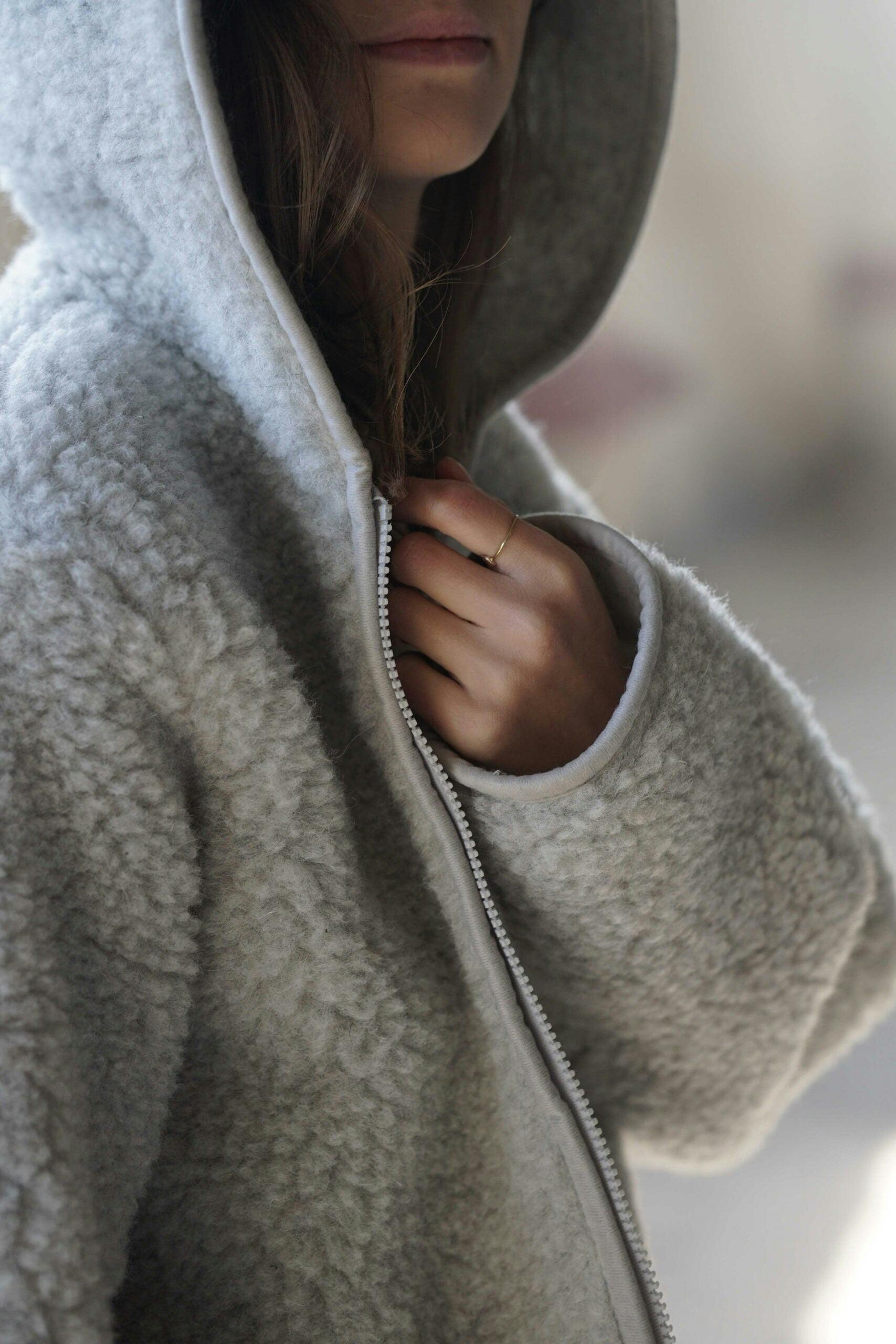 WOMEN'S WOOL COAT