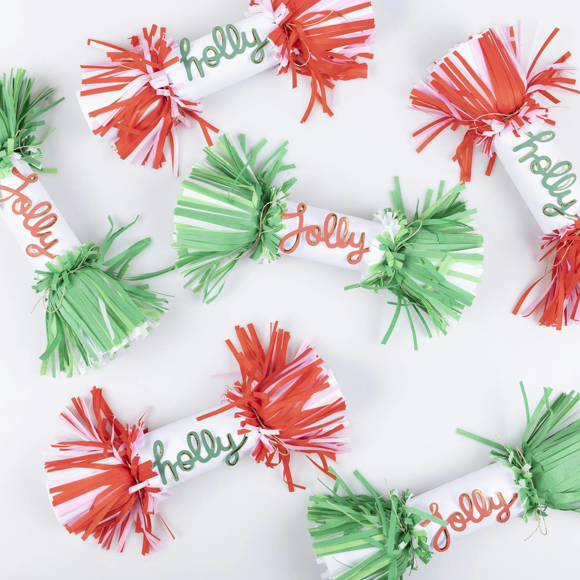 Jolly Holly Fringe Crackers