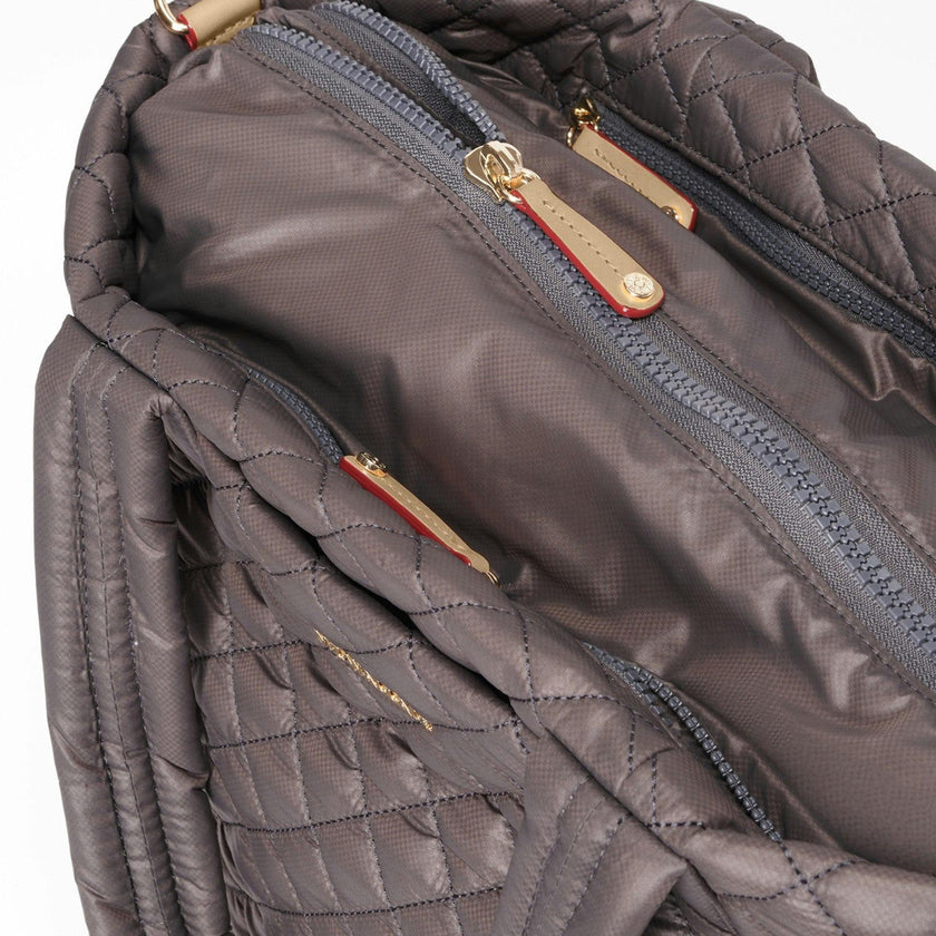 Magnet Medium Metro Tote Deluxe