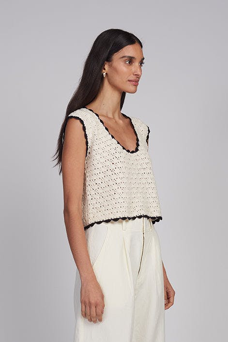 ZARIA CROCHET TOP | IVORY W/ BLACK TIPPING