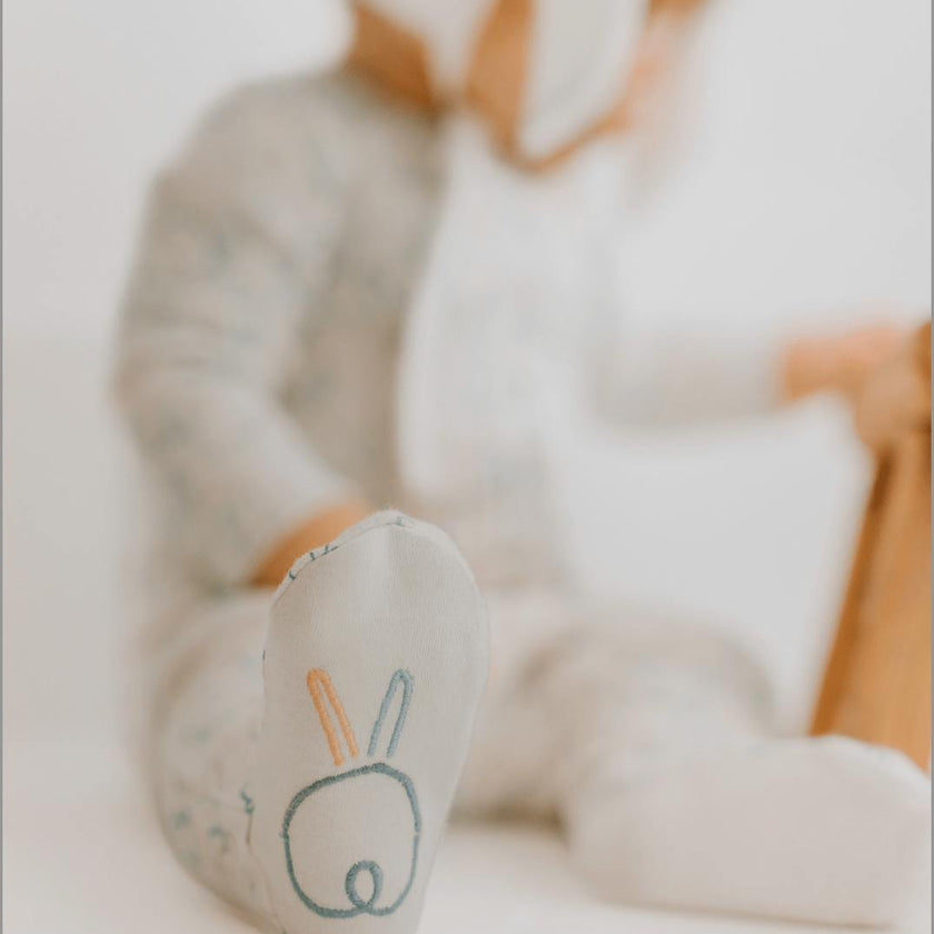 footie | bunnies