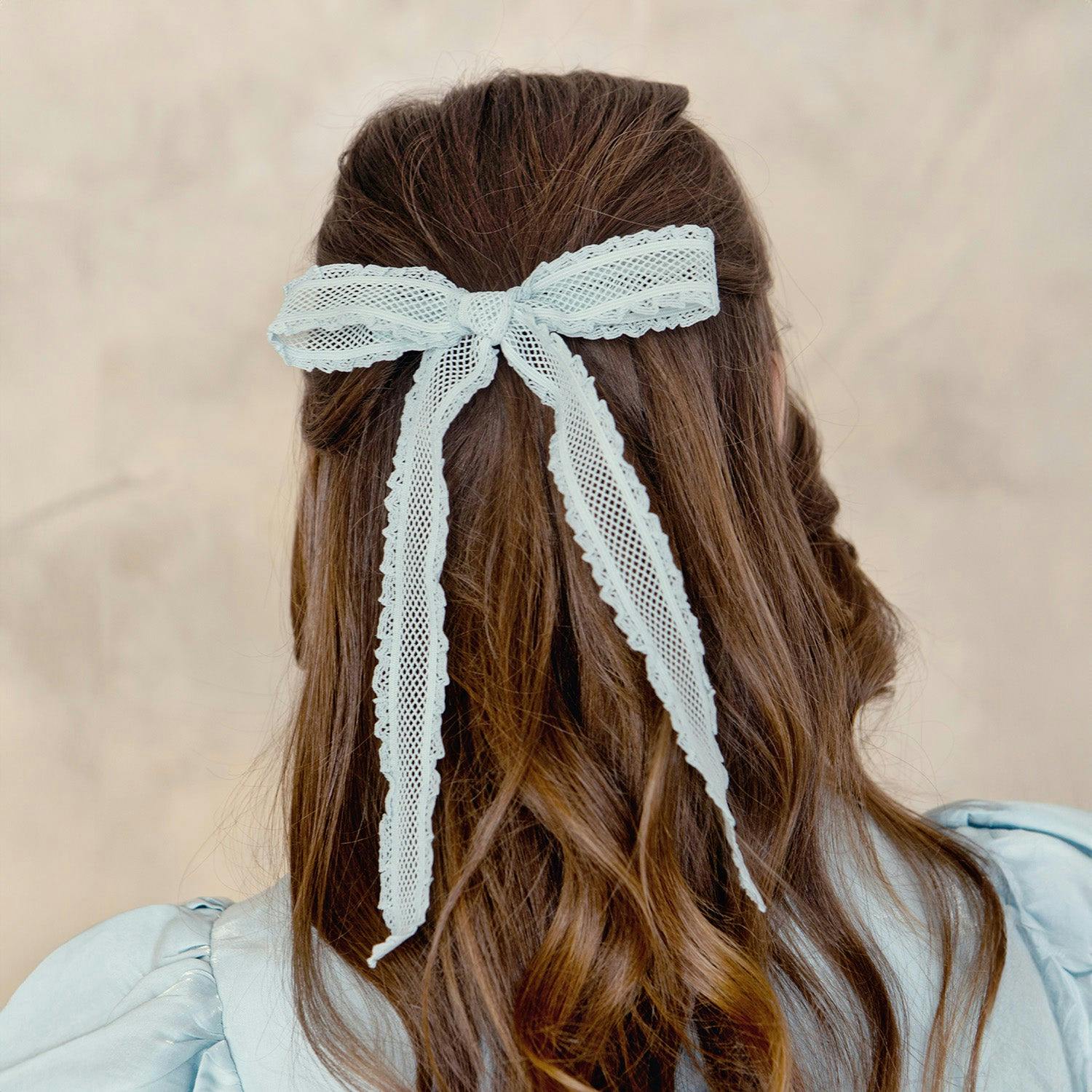 Halo Luxe Mae Lattice Lace Long Tail Clip - Powder Blue