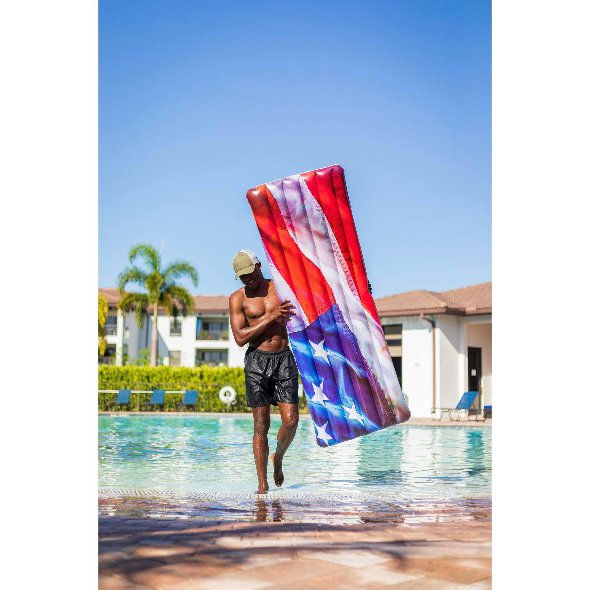 Stars & Stripes Deluxe Pool Raft - 74 x 30