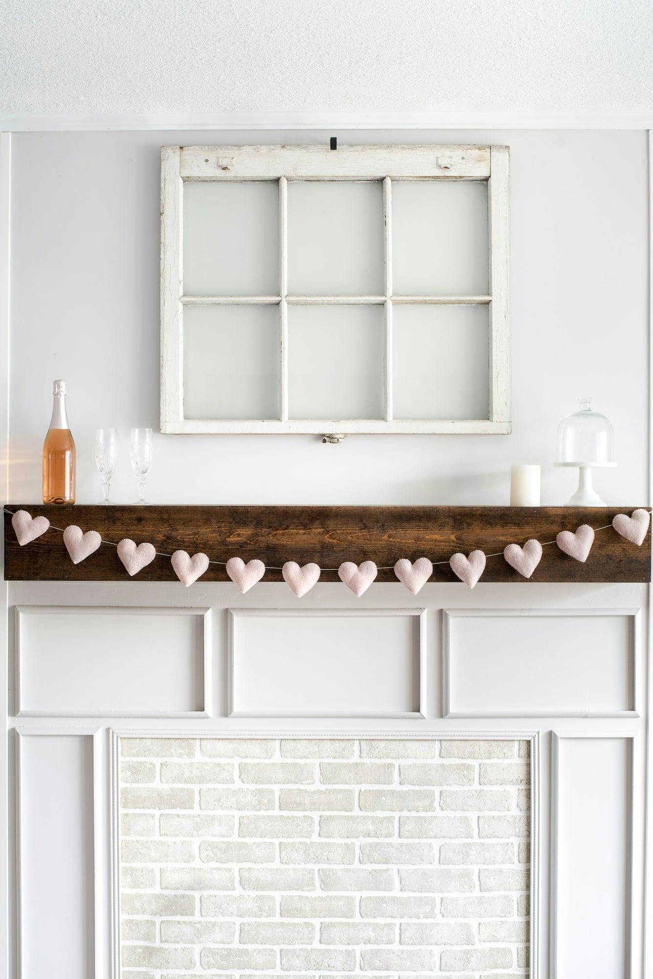 Heart Garland (Pink)