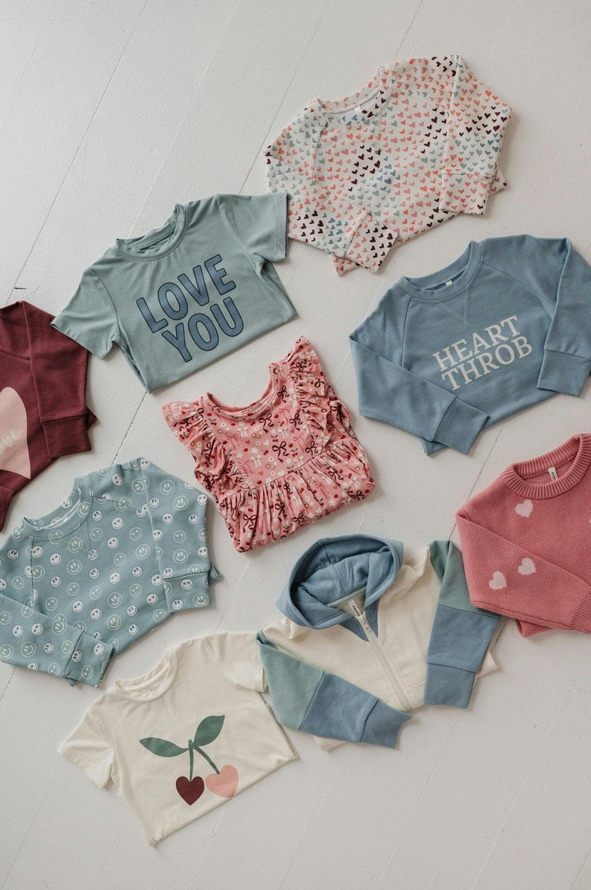 Boys Short Sleeve Tee in Heart Eyes Smile Face
