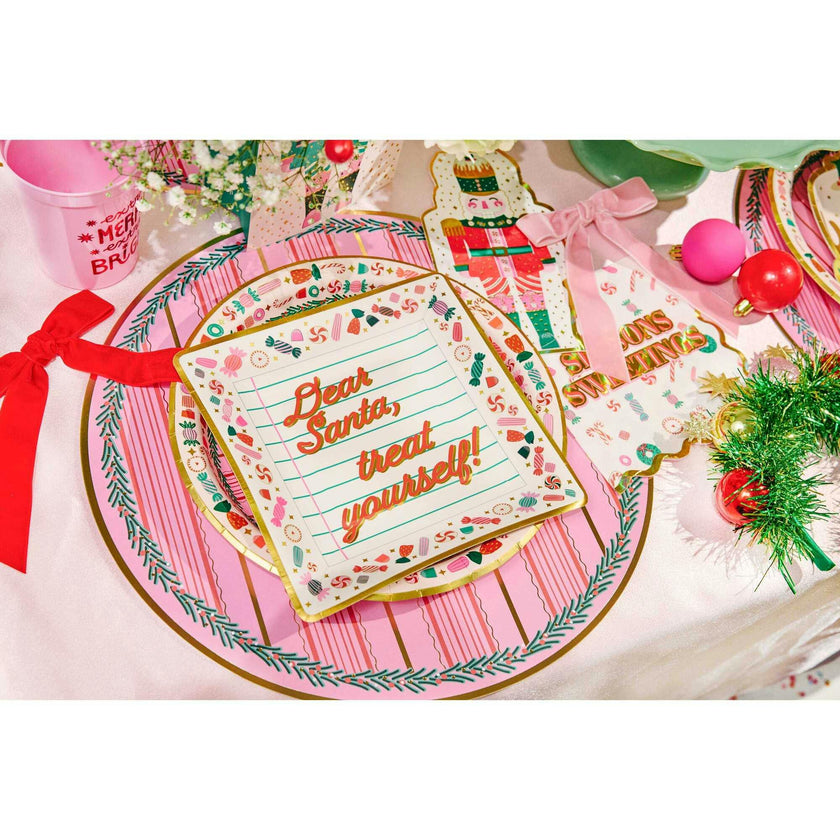 Santa Treats Dessert Plates (10 count)