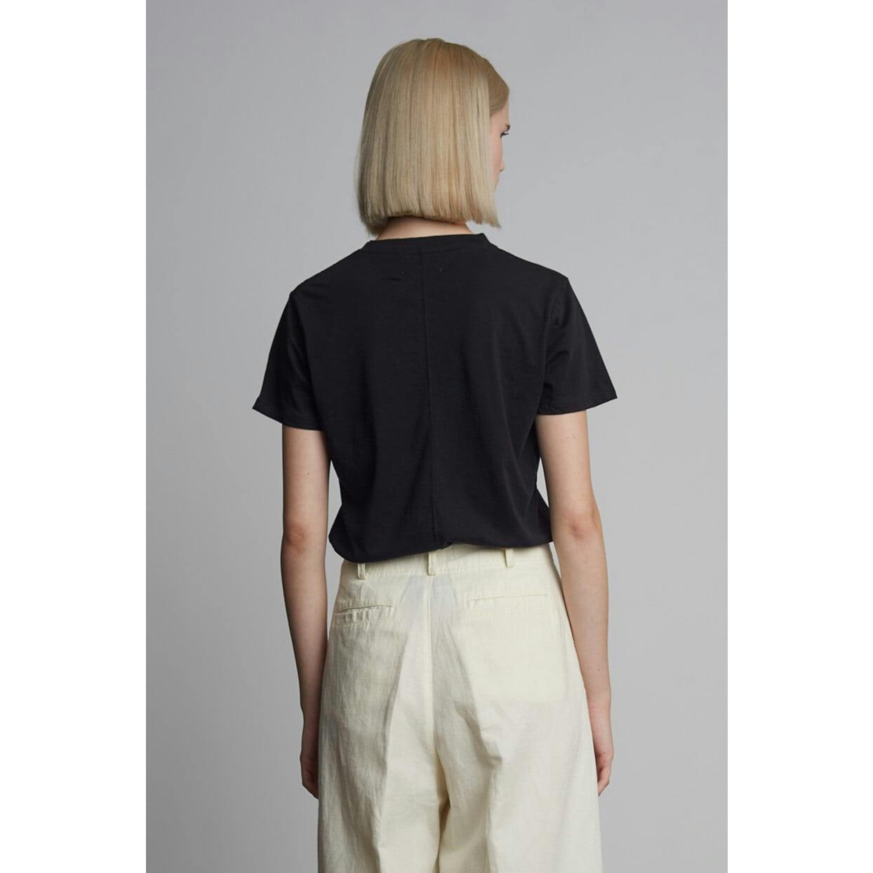 LARA CREW T-SHIRT | BLACK