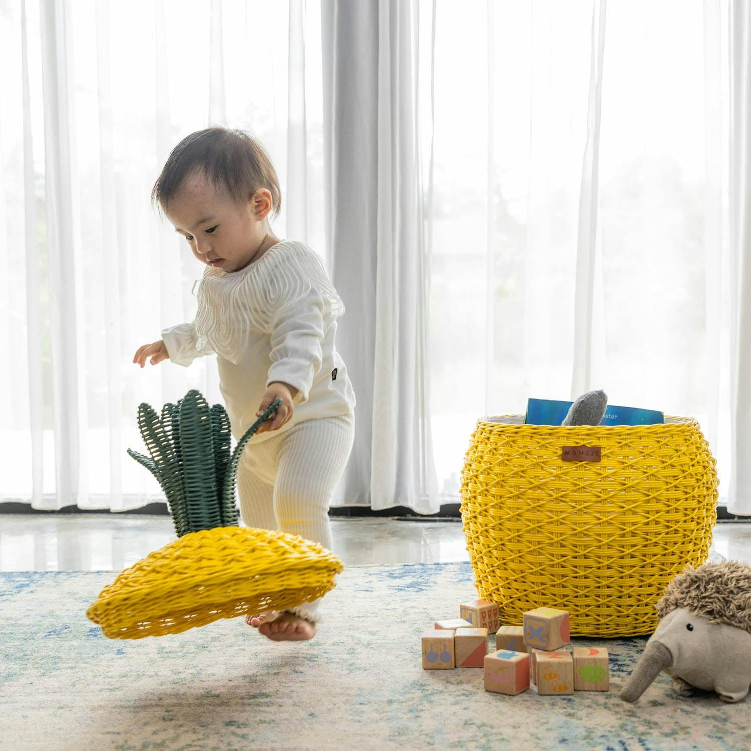 Handcrafted - Pineapple Storage Basket Yellow (Medium) - Rattan Wicker