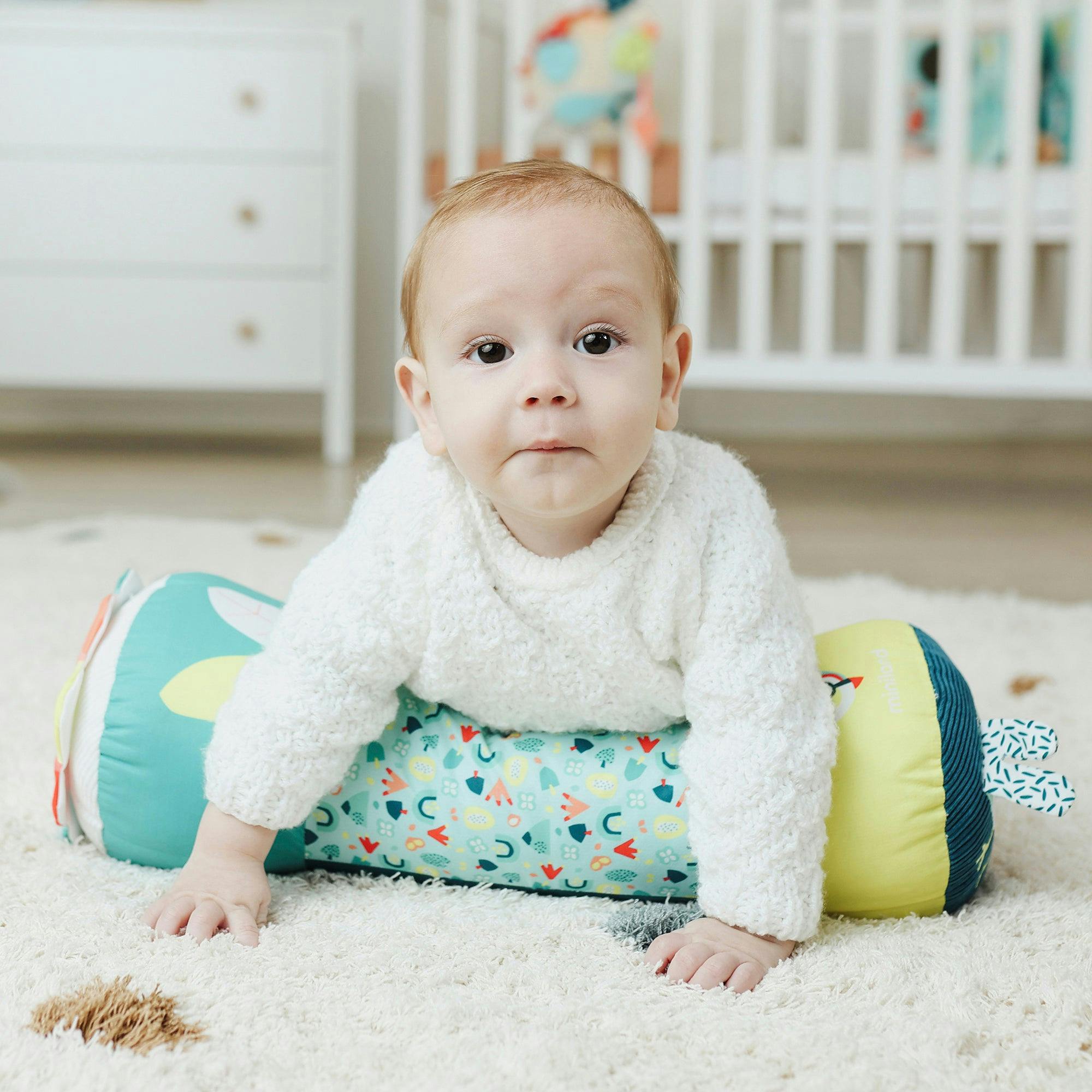 Feel to Learn: Crawling Roller Tummy Time Toy