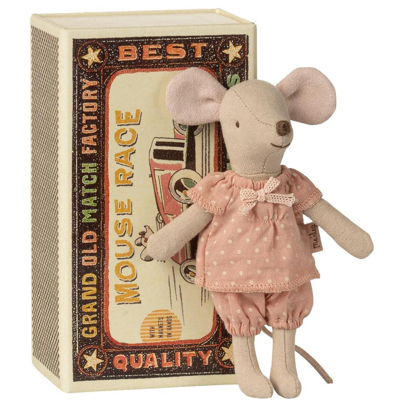 Big sister mouse in matchbox