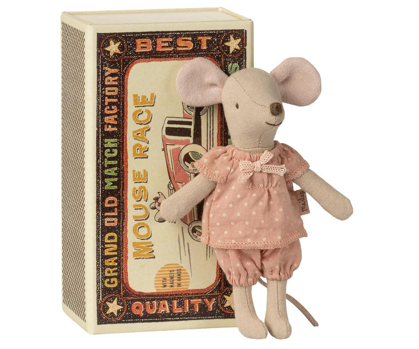 Big sister mouse in matchbox