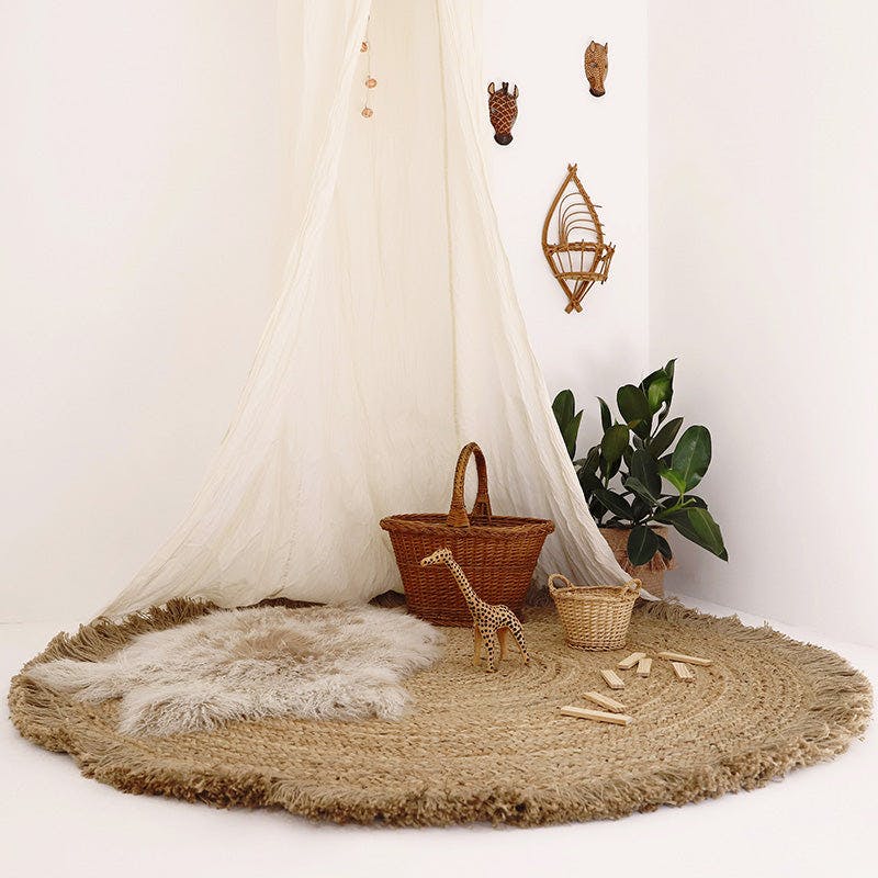 Terra Hand-Braided Jute Fringed Large Round Rug