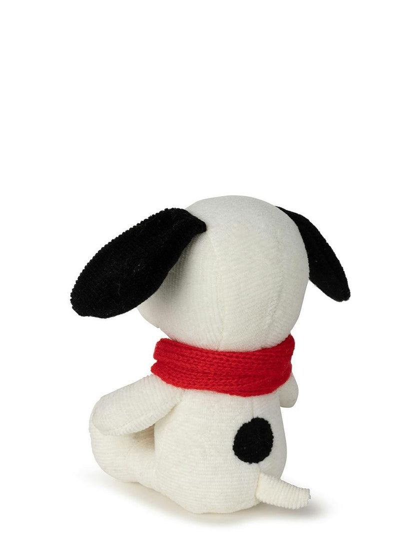 Snoopy With Scarf - 7"