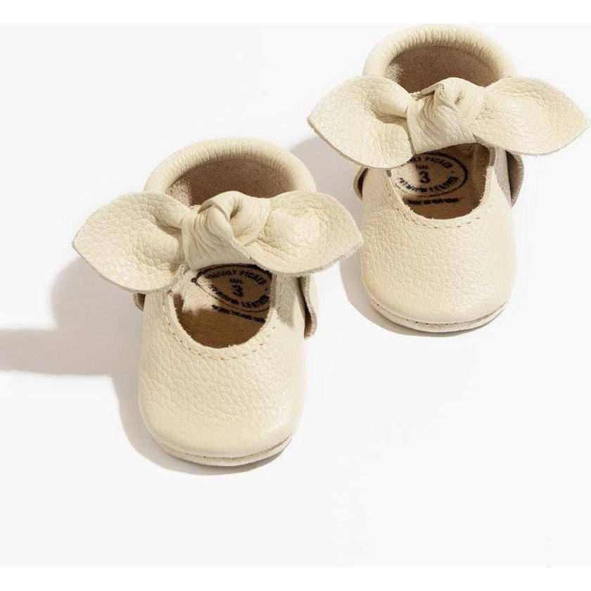 Birch Knotted Bow Baby Shoe