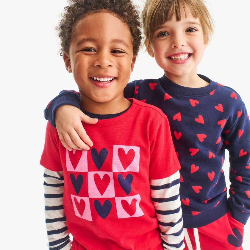 Clearance kids sweatshirt in confetti hearts