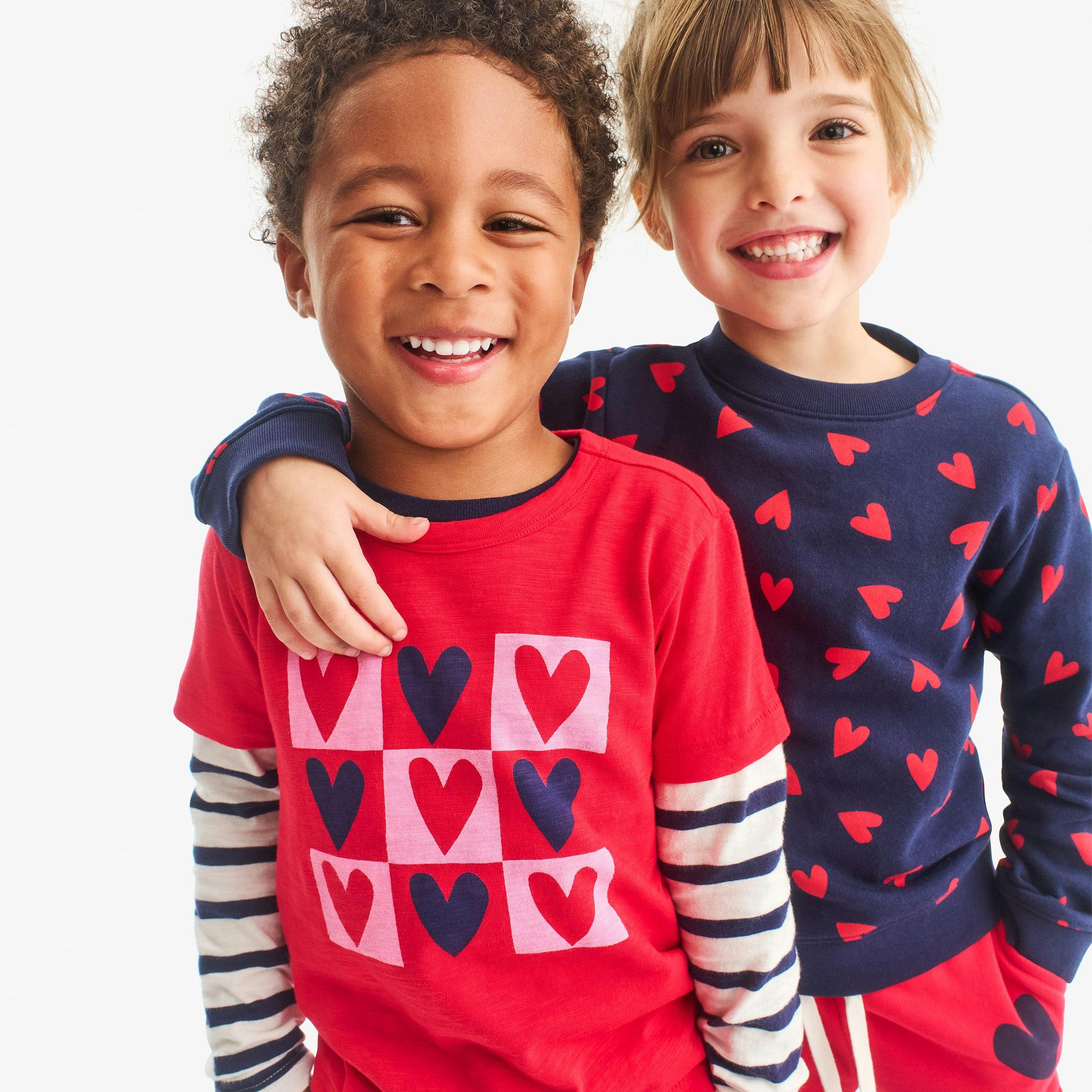 Clearance kids sweatshirt in confetti hearts