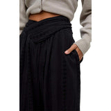 Farrah Wide Leg Jacquard Trouser