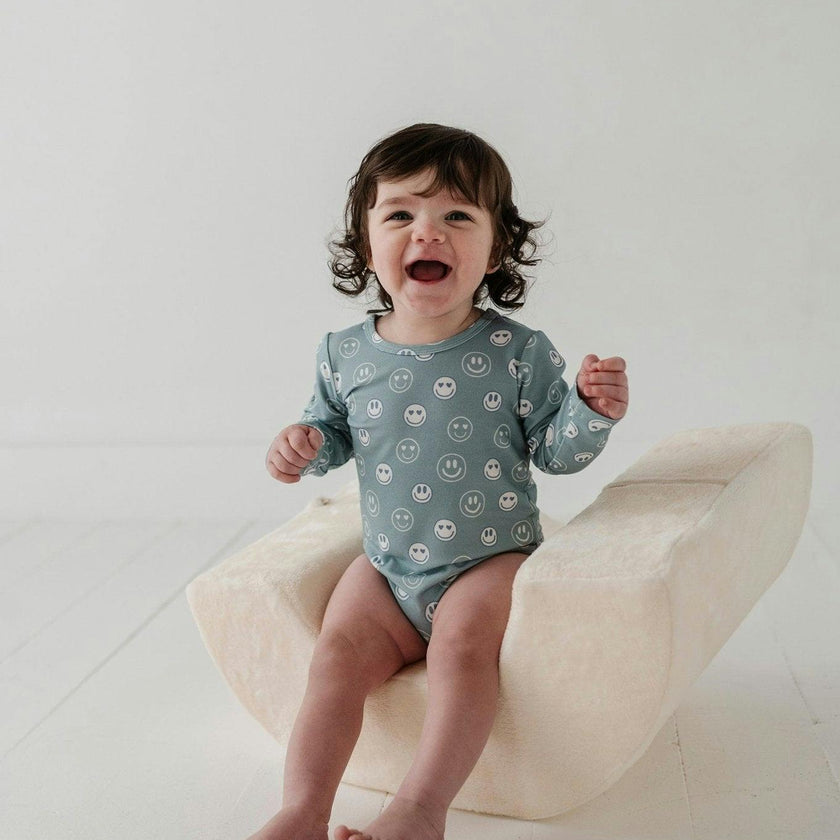 Baby Long Sleeve Bodysuit Heart Eyes
