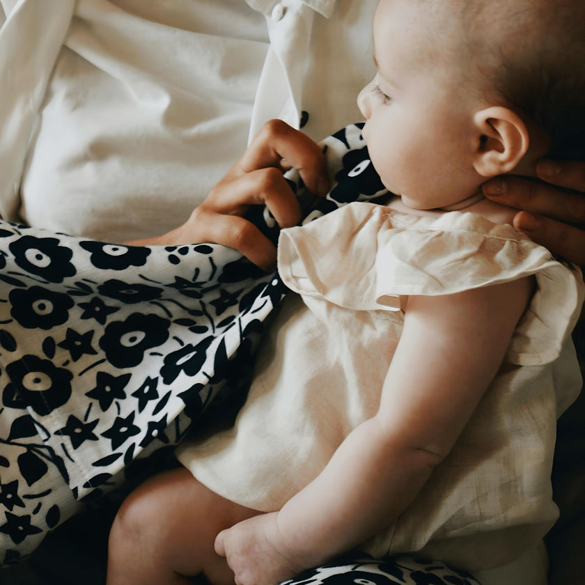 ETTA LOVES x LIBERTY – Sensory XL Muslin Swaddle - birth to 4 months