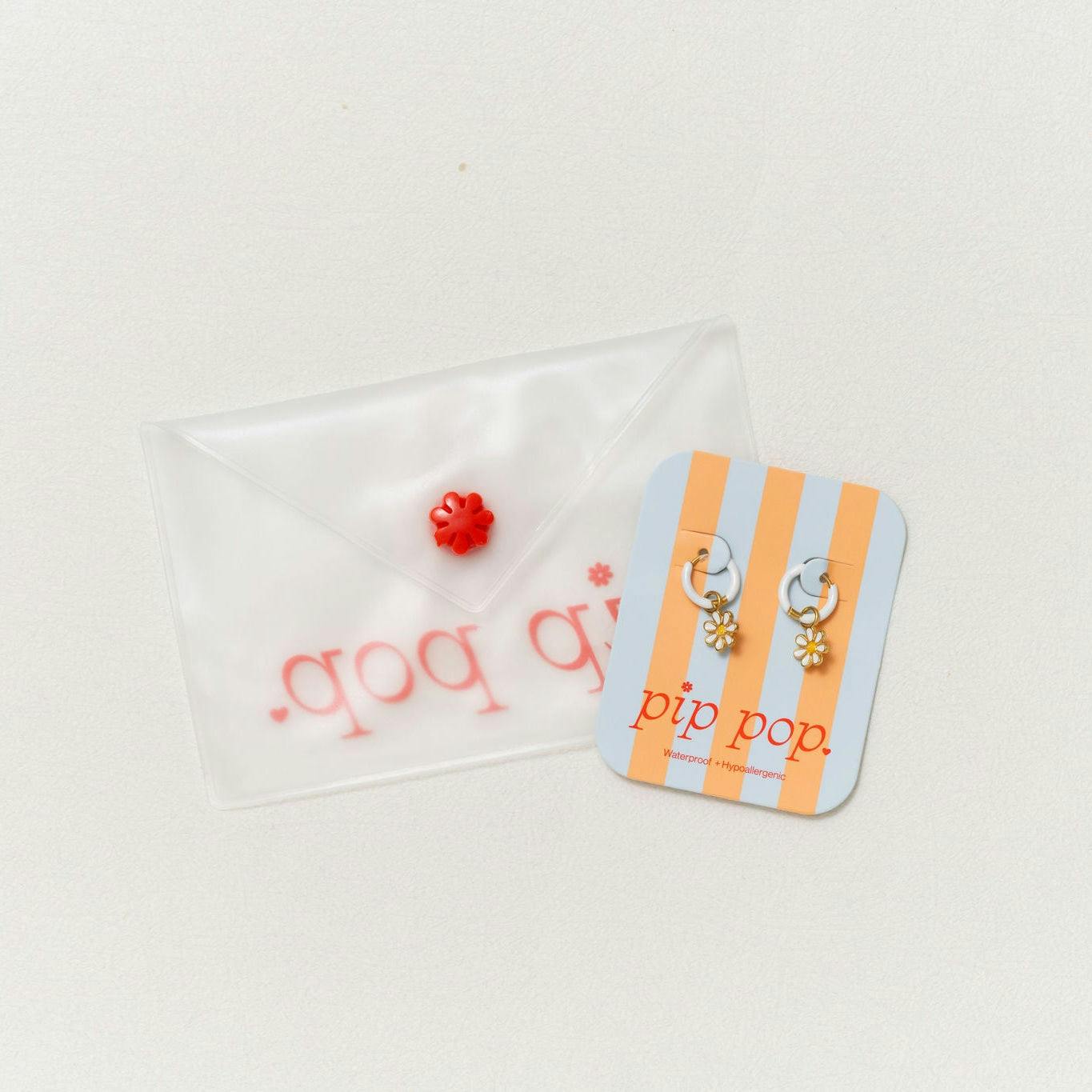 Daisy Charm + White Enamel Hoop Set