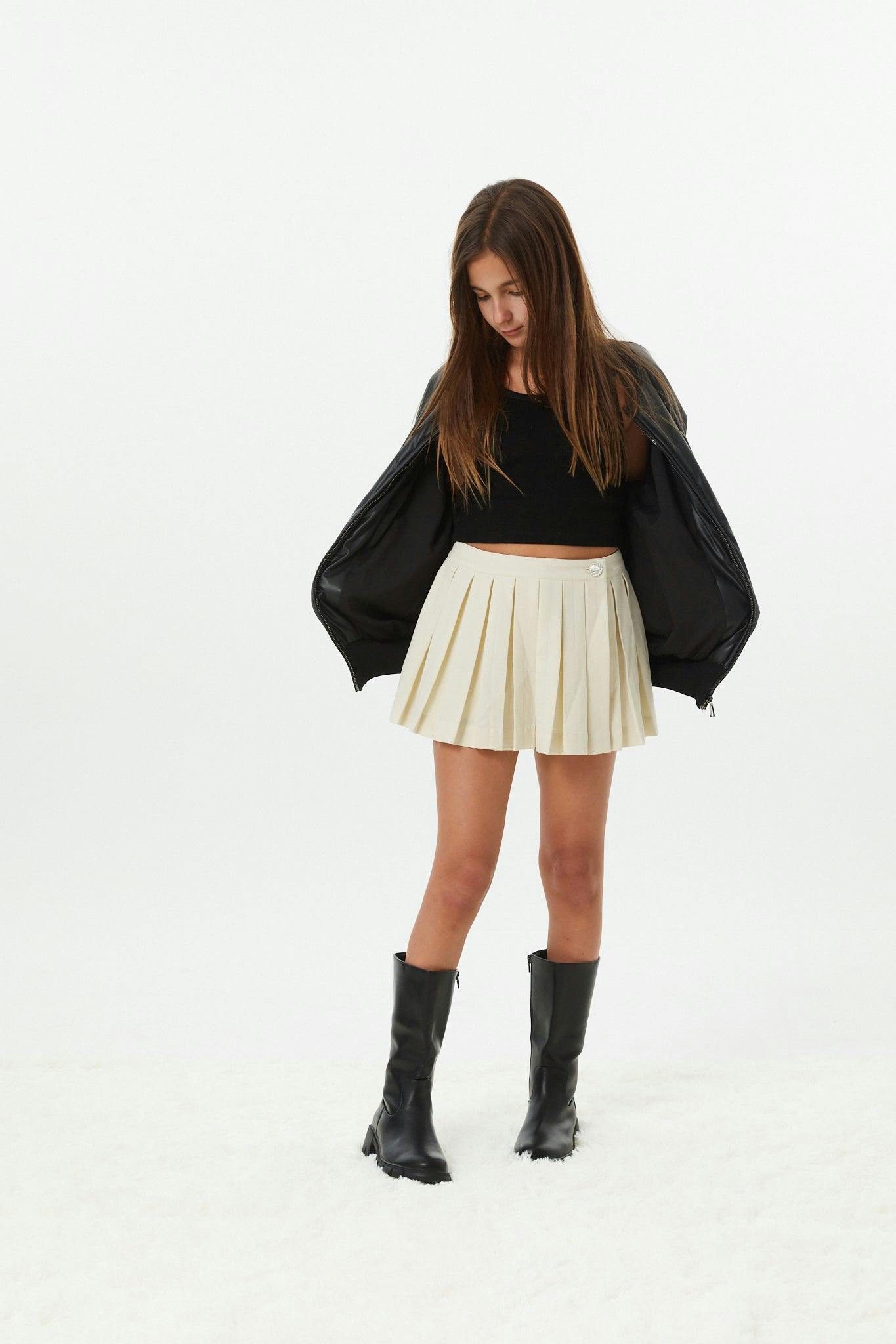 Jane Cream Soft Plaid Pleated Skort
