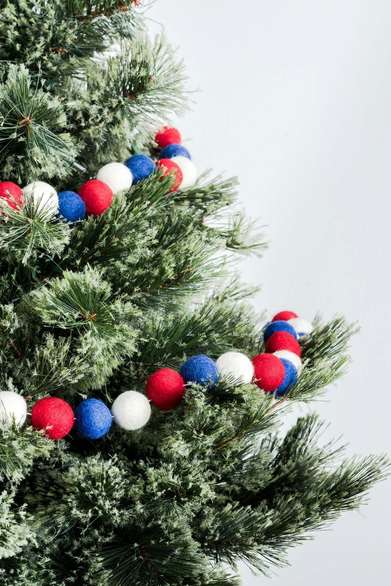 Patriotic Ball Garland