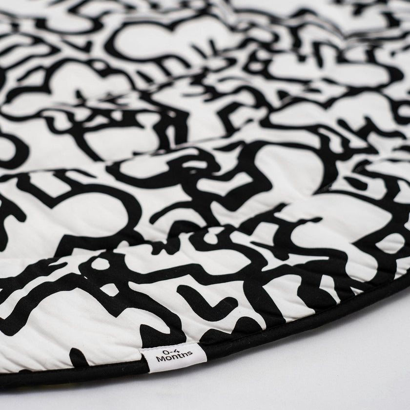 Etta Loves X Keith Haring Reversible Round Playmat