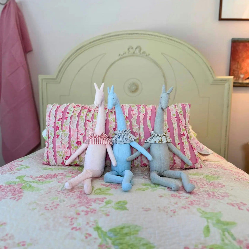 Celeste the Giraffe | Pamplemousse Peluches