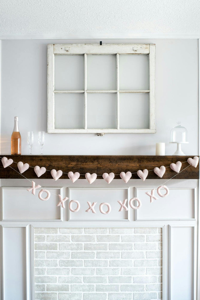 Heart Garland (Pink)