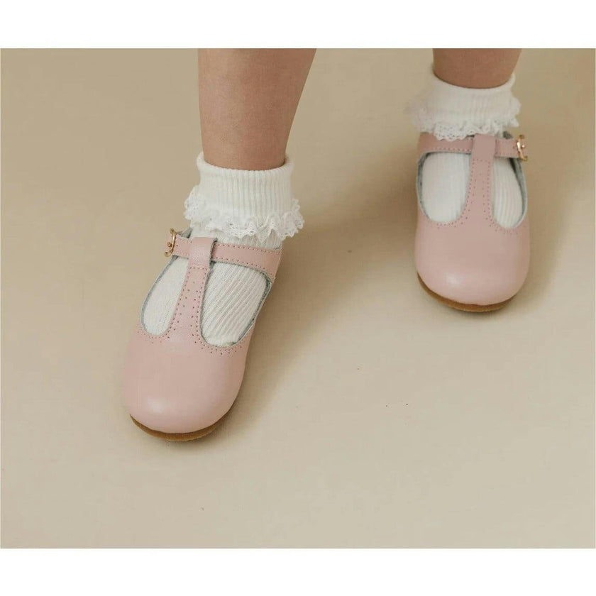 Eleanor T-Bar Flat