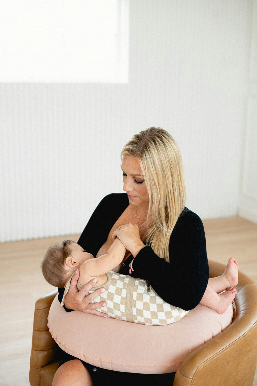 Mom Mate Plush Travel Nursing Pillow