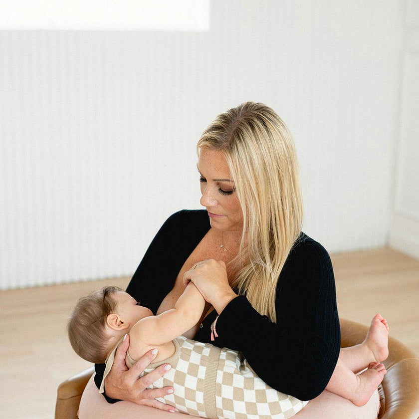 Mom Mate Plush Travel Nursing Pillow