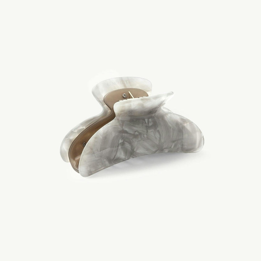Grande Heirloom Claw in Grey Shell