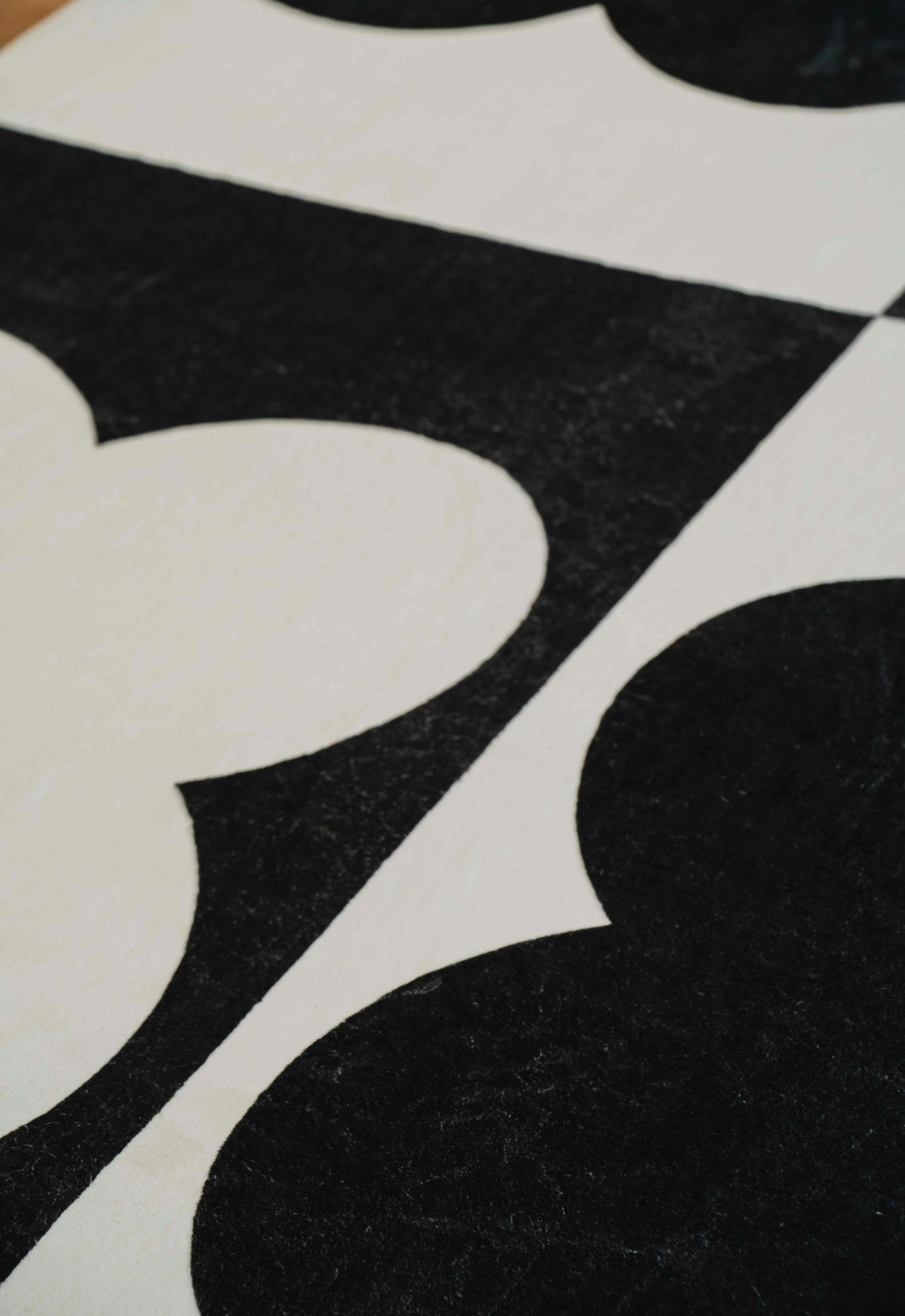 Black and White Four Leaf Clover Rug