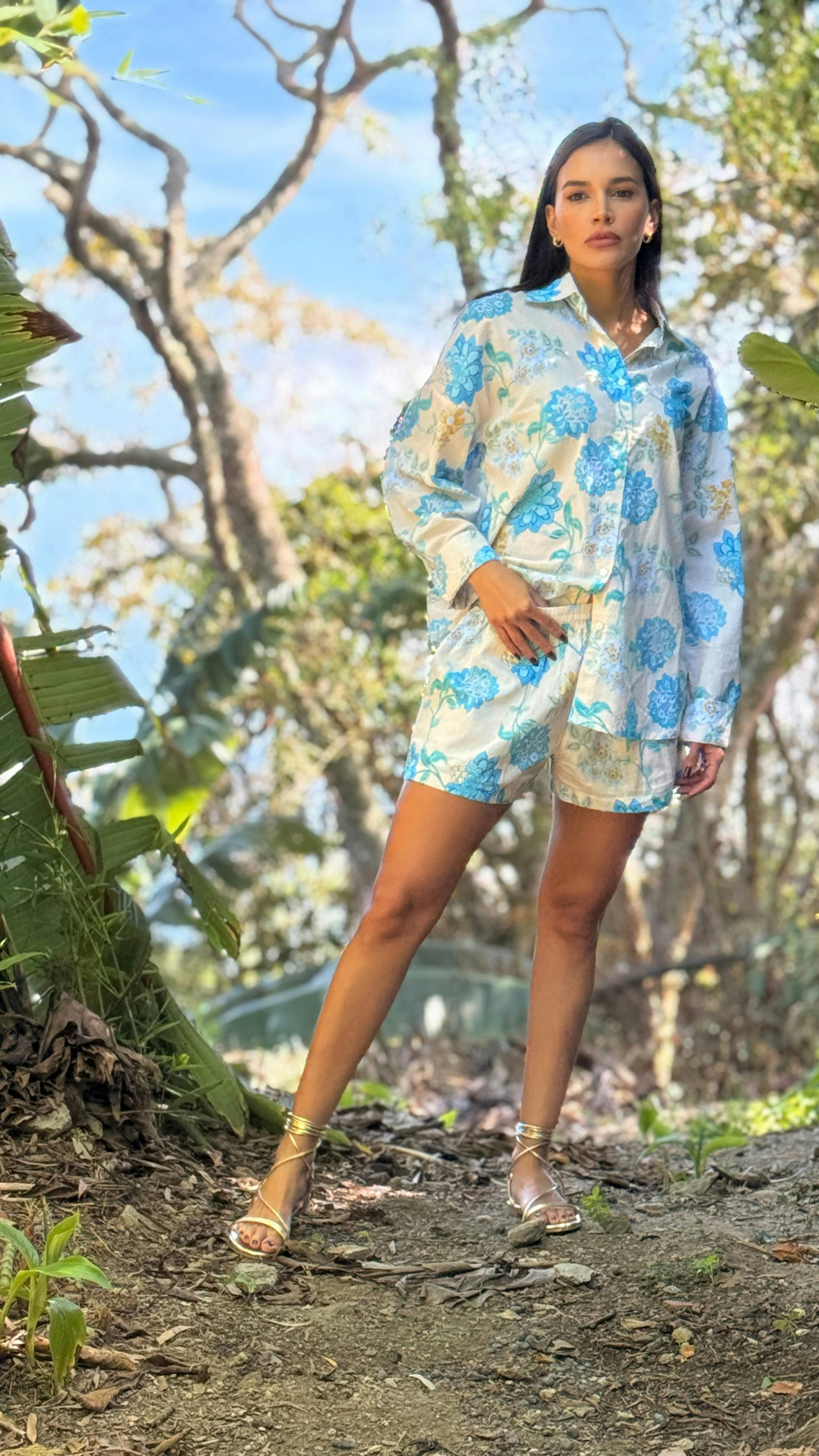 Robi Shorts in Oyster