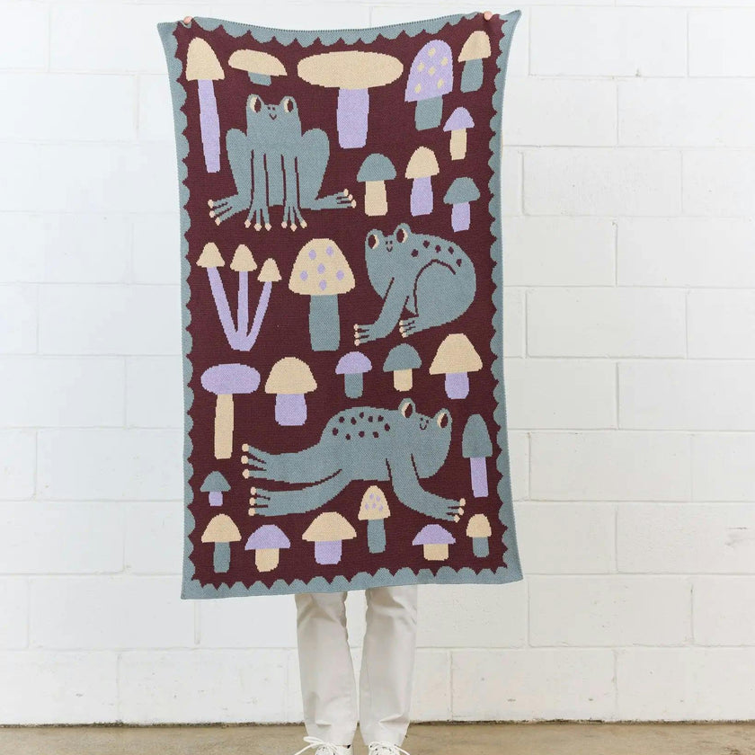 Hoppy Place Knit Mini Blanket
