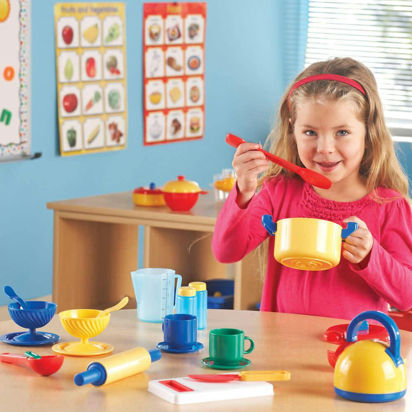 Pretend & Play® Kitchen Set
