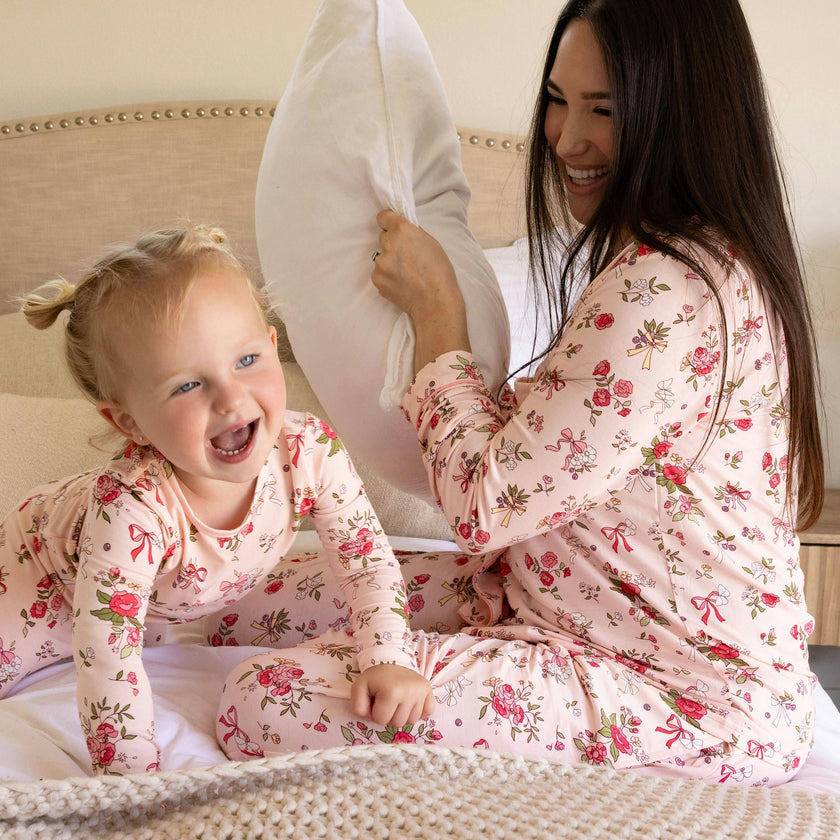 Bows & Blooms Bamboo Women's Pajama Set