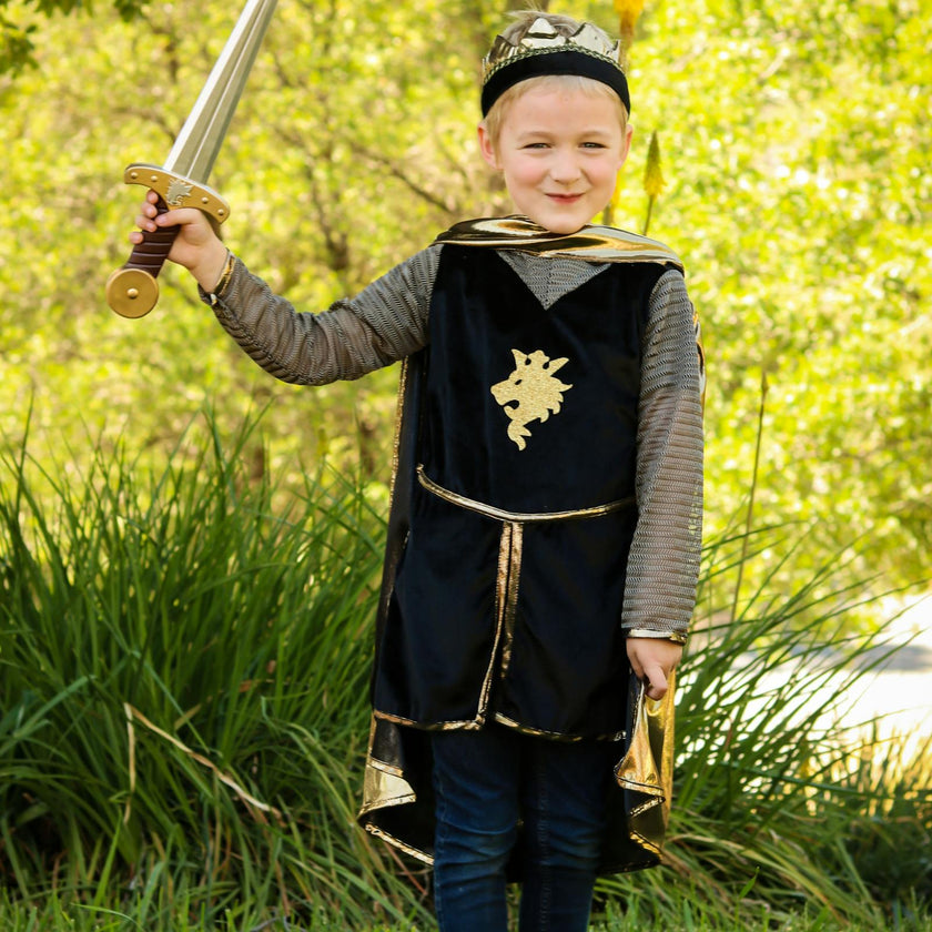 Knight Set with Tunic, Cape and Crown