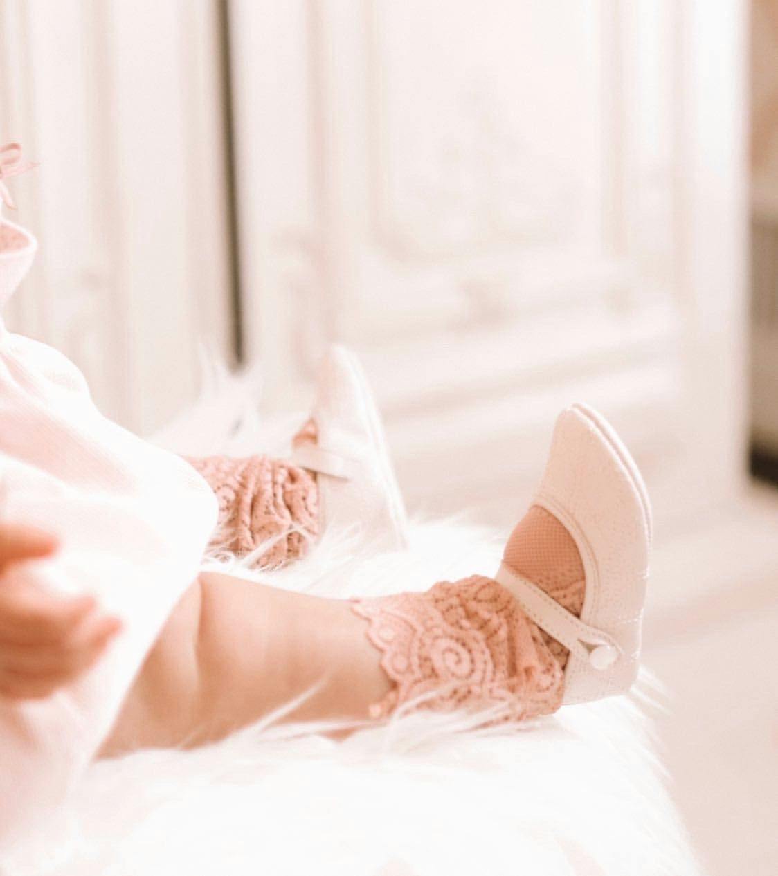Alice Lace Socks