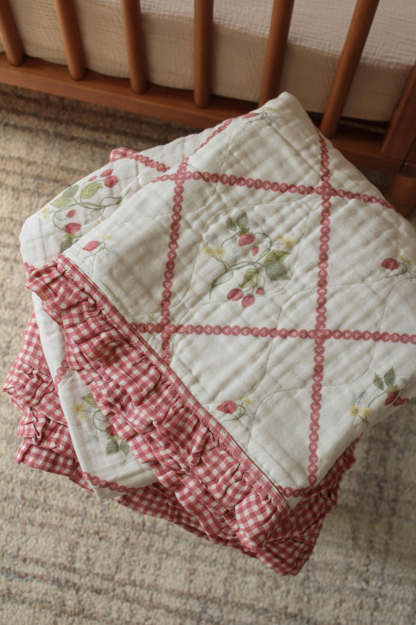 Ruby Strawberry Ruffle Quilt 6 Layer Gauze Blanket