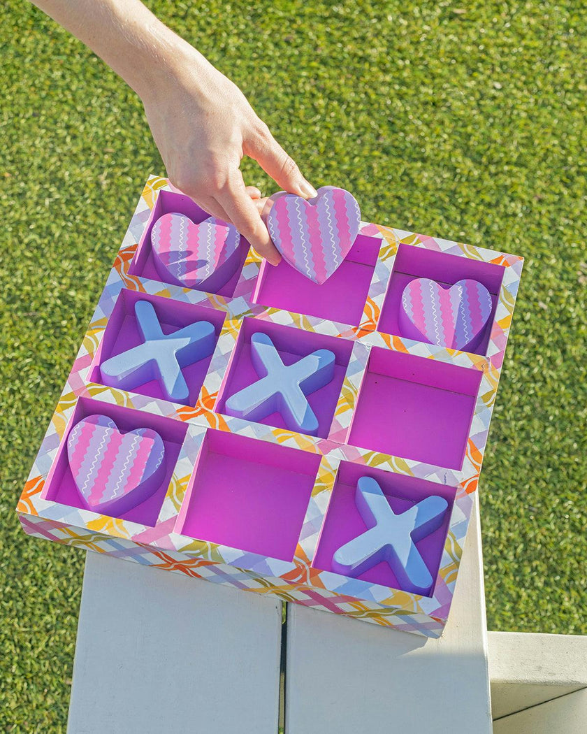 Packed Party Tic-Tac-Totally Fun Preepy Plaid Hearts Game Set