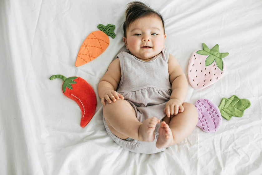 Mini Crinkle Blankie - Carrot