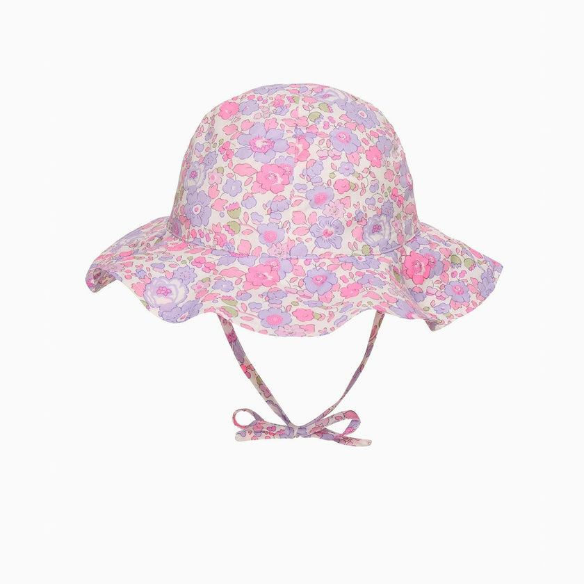 Natasha Hat in Lilac Betsy