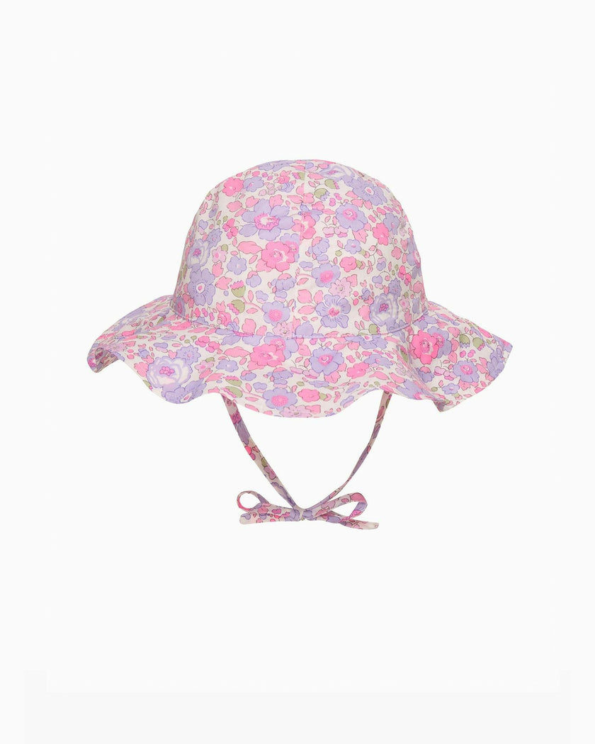 Natasha Hat in Lilac Betsy