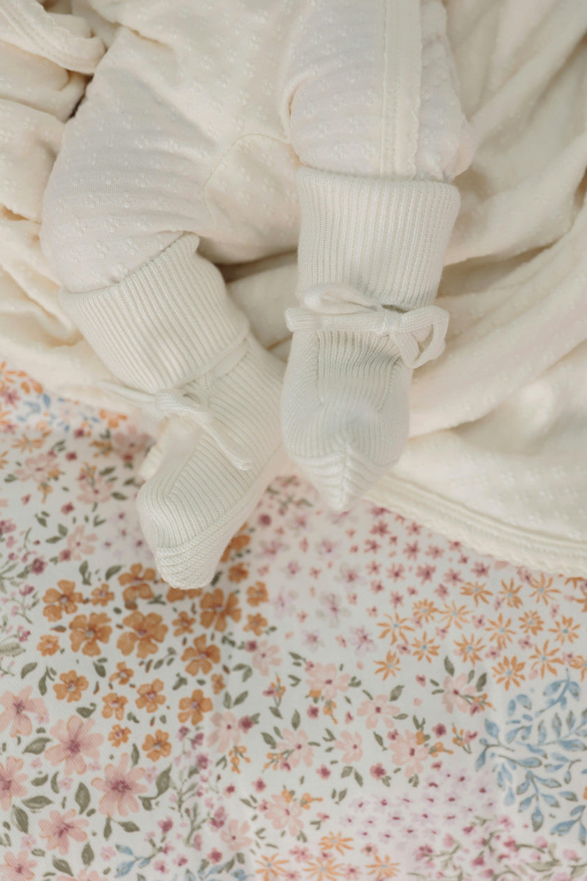 Knitted Polyester-Viscose Blend Booties