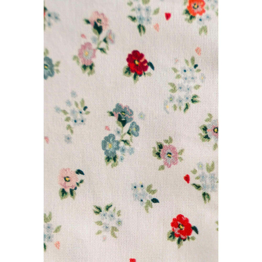 Petite Bouquet Timeless Floral Ruffle Zipper Pouch