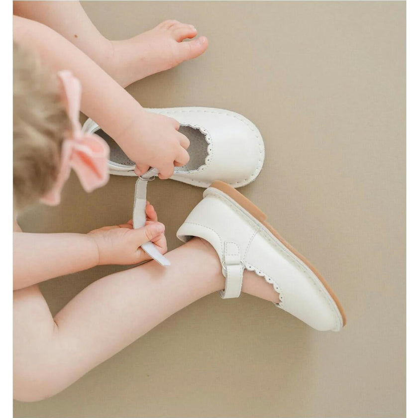 Caitlin Scalloped Mary Jane