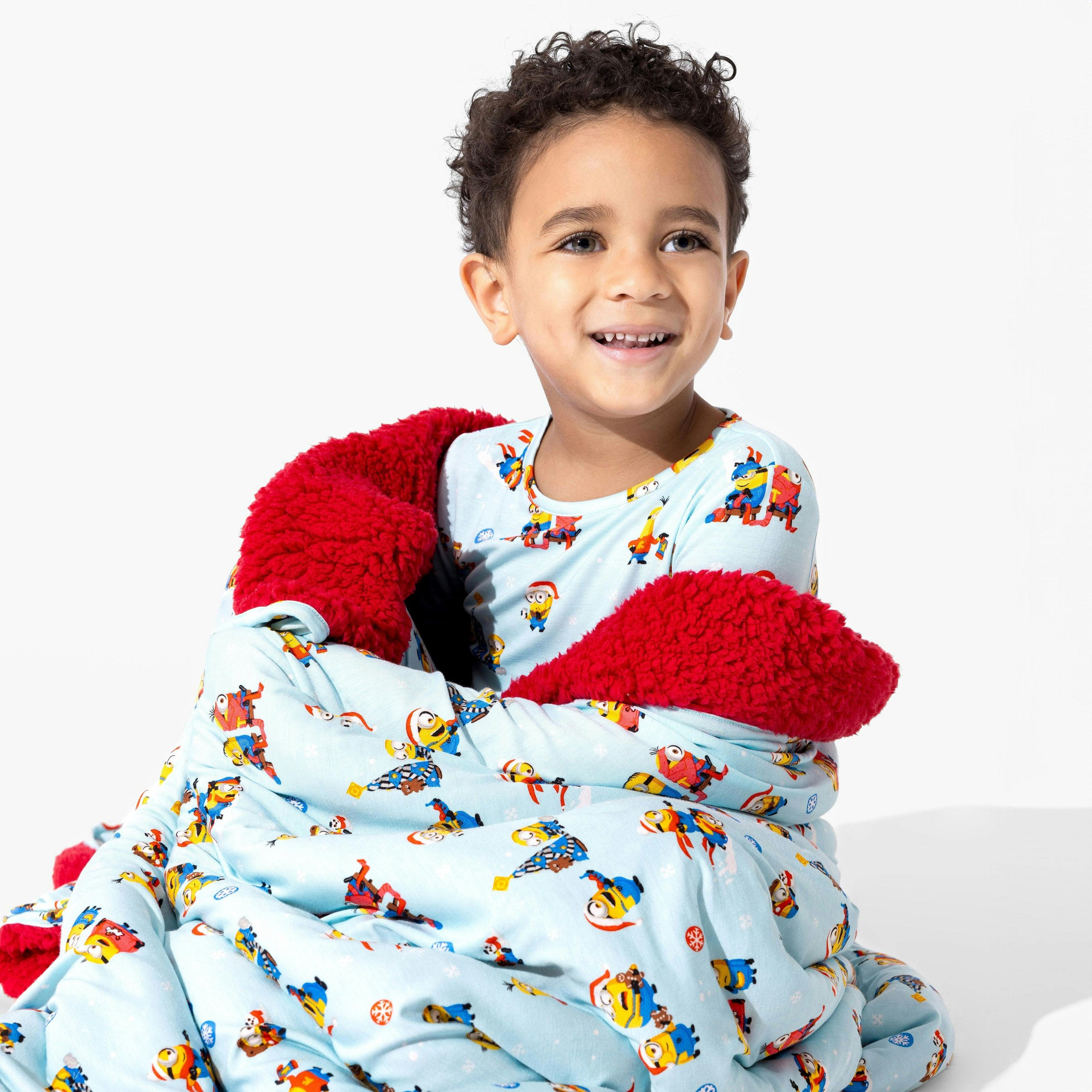 Merry Minions Holiday Bamboo Sherpa Blanket